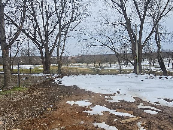 2nd image of 2121 Butler Rd