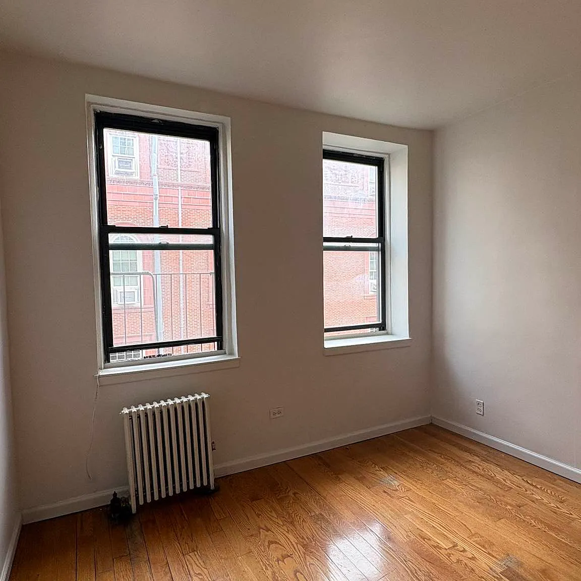 46 Allen Street — Photo 1
