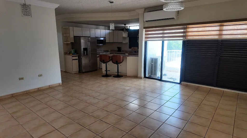 2 bed, 2.0 bath, 1000 sqft, $1,600 — Photo 3