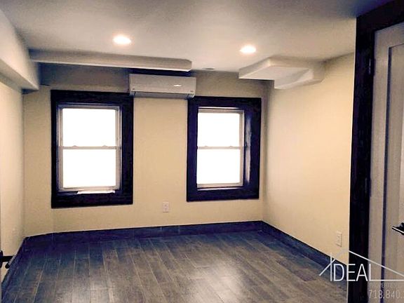 5th image of 113 Dikeman St Fl 1L