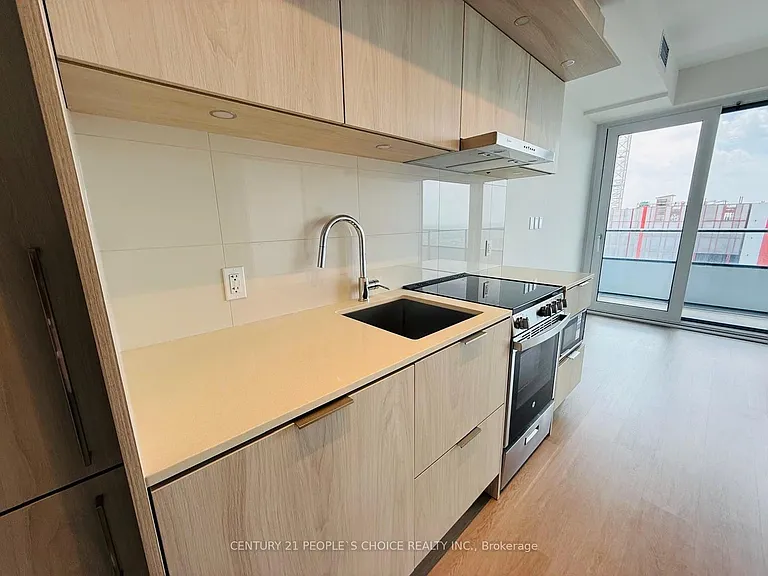 448 Burnhamthorpe Rd W #4401 — Photo 4