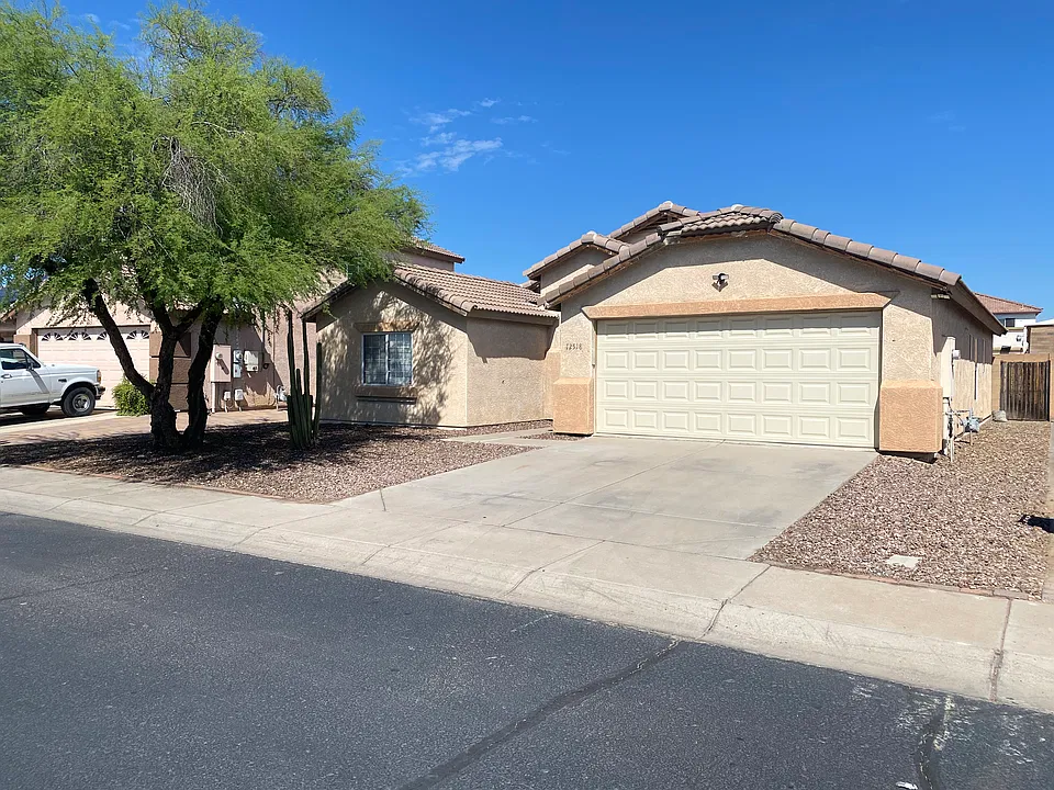12518 W Rosewood Dr