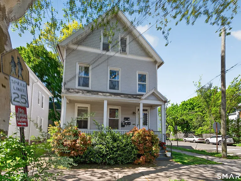 62 Lawrence St #3 — Photo 3
