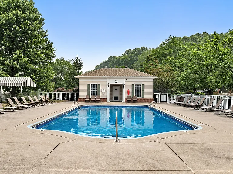 90 Berkley Manor Drive_1 - Pool