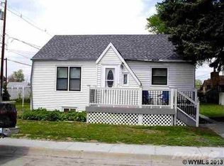 215 E Hamilton St, Morrill, NE 69358