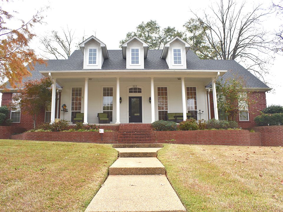 1st image of 522 Southcreek Dr
