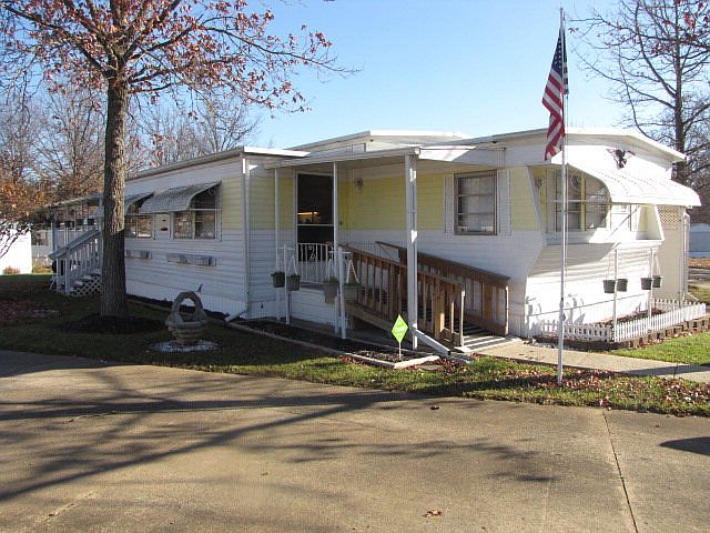1st image of 34 Terrace Dr