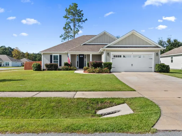 4 London Cir, Crawfordville, FL 32327