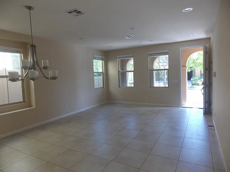 6730 Indio Way — Photo 4