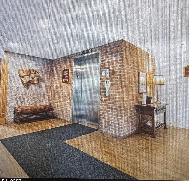 240 Main St — Photo 8