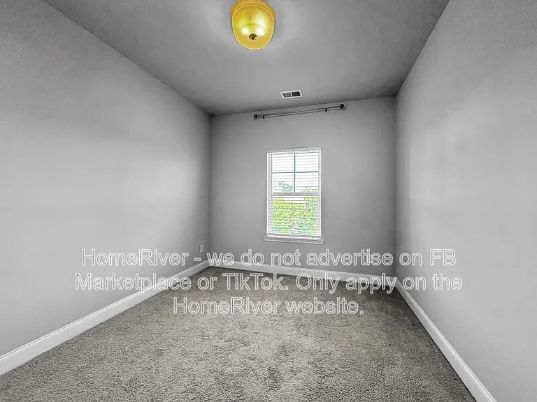 965 Shy Ln — Photo 12