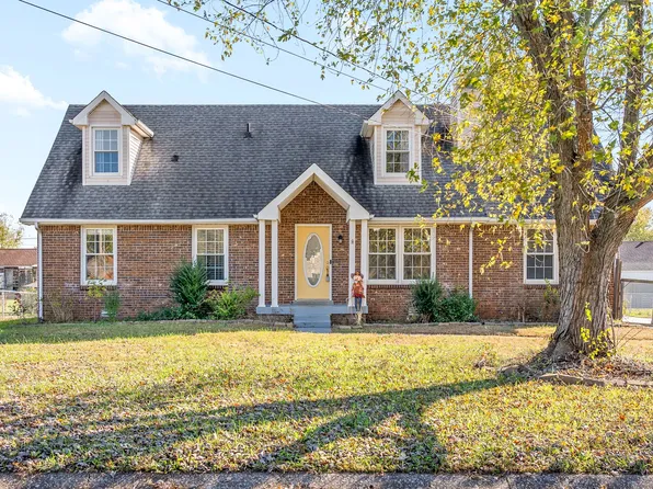3395 Minor Dr, Clarksville, TN 37042