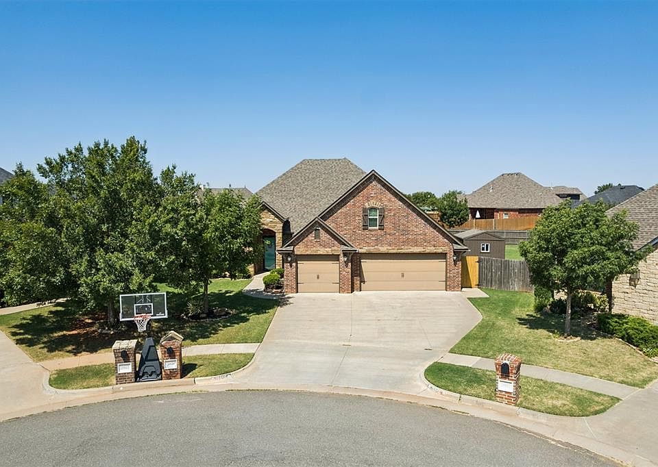 1st image of 18856 Pagoda Ct