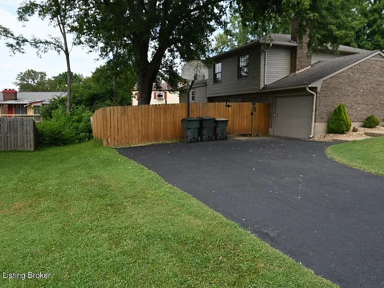 4412 Stony Brook Dr — Photo 11