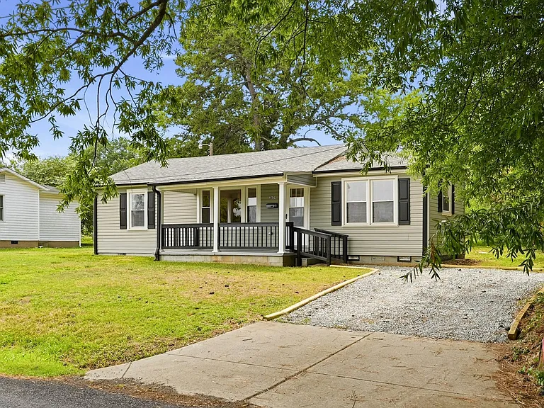 2609 Linda Ave — Photo 3