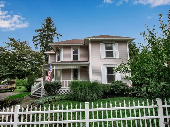 1705 Quaker Rd, Barker, NY 14012