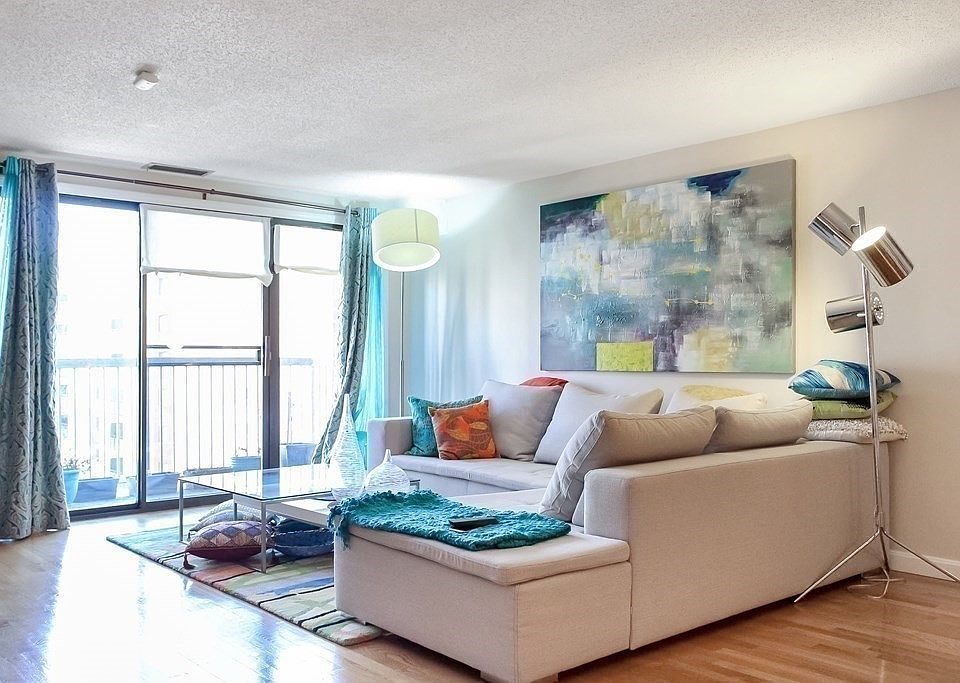 1st image of 8 9th St APT 508