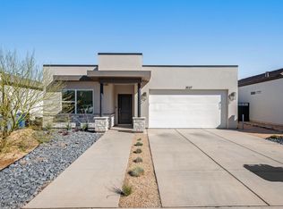 3537 E Padre Bay Dr, Washington, UT 84780