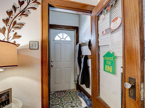 5th image of 2654 N 47th St #2656