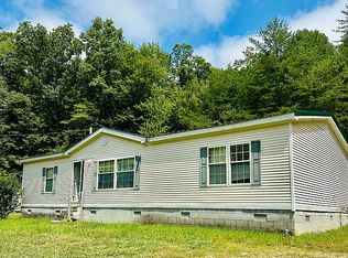 726 Hellard Rd, Annville, KY 40402