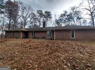 1376 Robinson Rd, Dahlonega, GA 30533