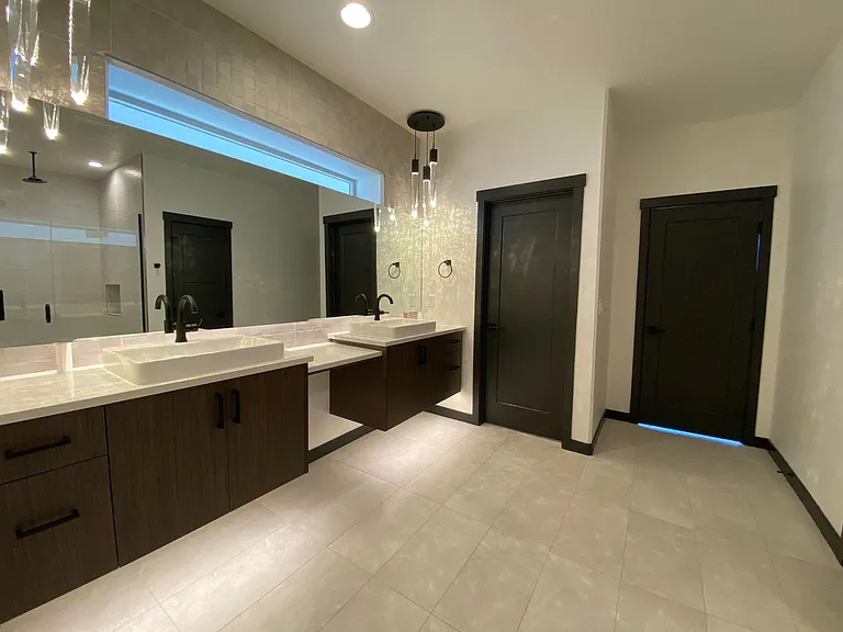 1266 E Echelon Ridge Ln — Photo 57