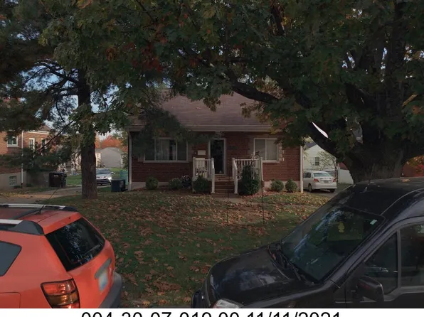 332 Swan Cir, Elsmere, KY 41018