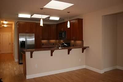 4th image of 2525 California St APT 403