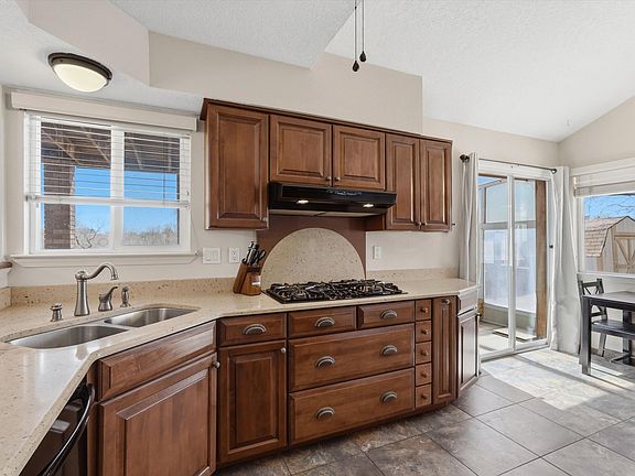 4th image of 4424 Gooseberry Rd NW