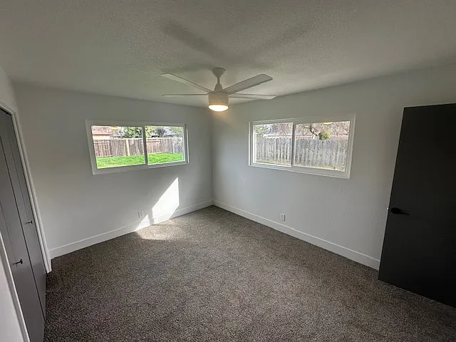 3 bed, 1242 sqft, $2,200 — Photo 4