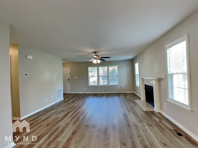 25 Kyle Dr — Photo 4