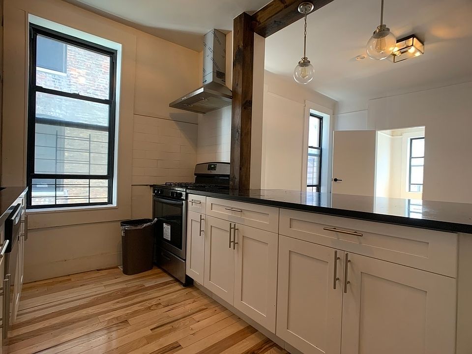 1st image of 880 St Nicholas Ave APT 33