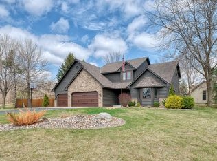 16952 Island Ter, Lakeville, MN 55044