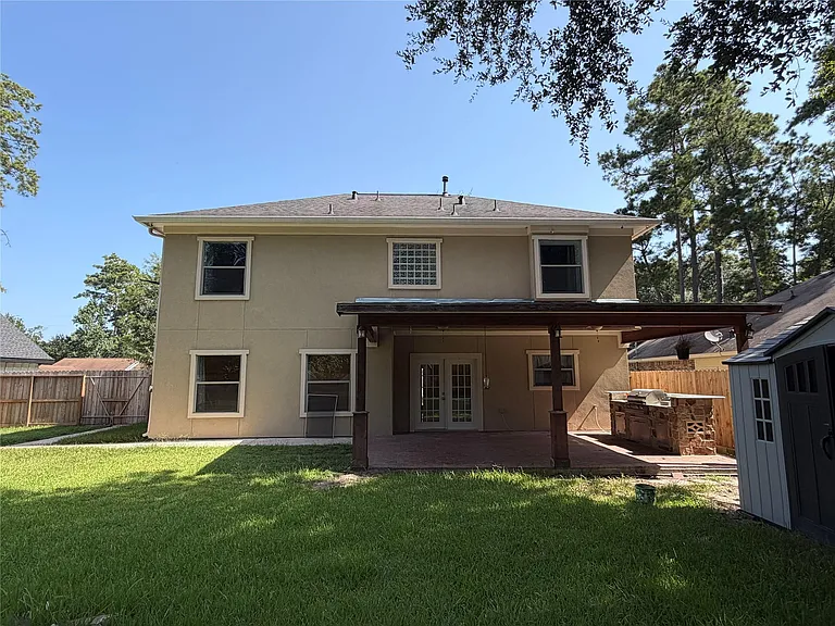 1523 Glen Oaks Dr — Photo 25