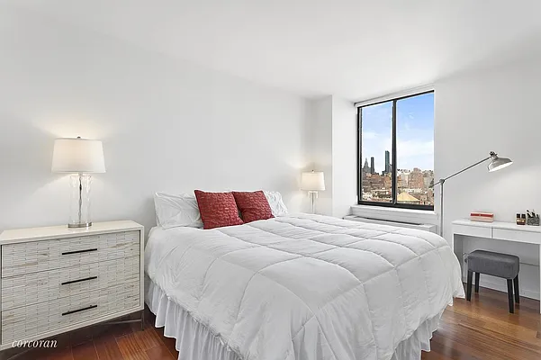 Rented by Corcoran | media 17