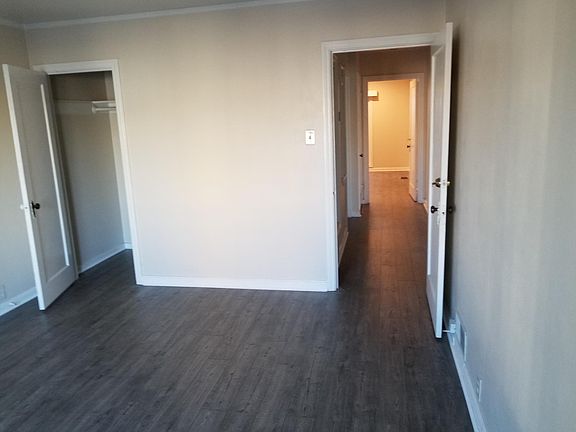 4th image of 2319 45th Ave