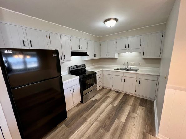 905 W 18th St APT 104
