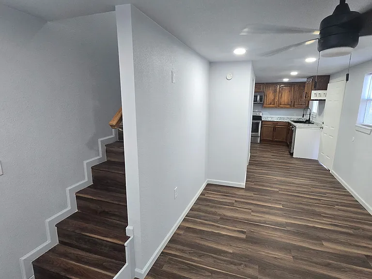 7202 Base St #B — Photo 10