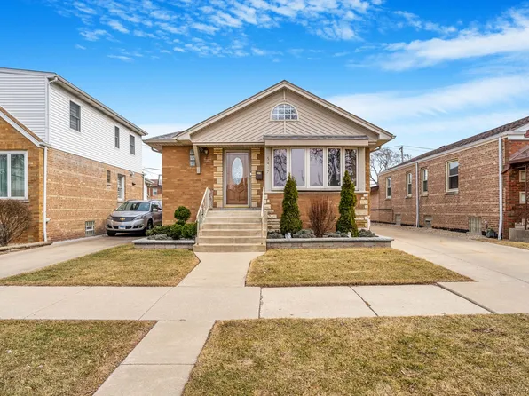 (undisclosed Address), Chicago, IL 60638
