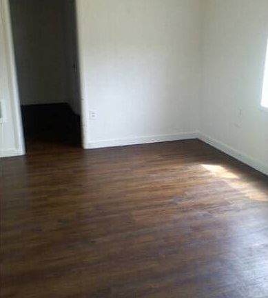 Front room & bedroom