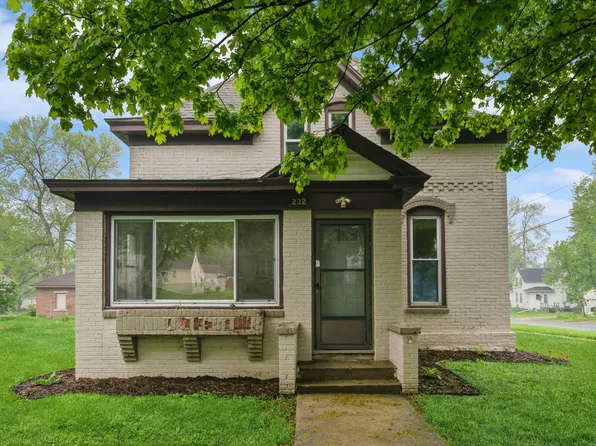 202 E Adams St, Arlington, MN 55307