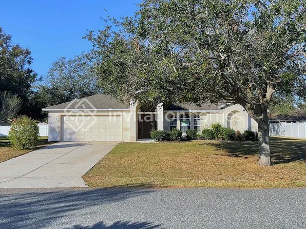 2211 Lake Pointe Cir, Leesburg, FL 34748