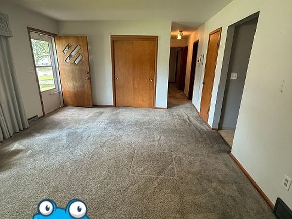 3rd image of 1310 5th Ave NE