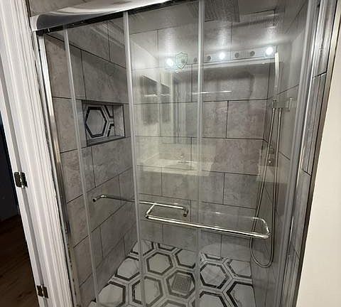 Private shower
