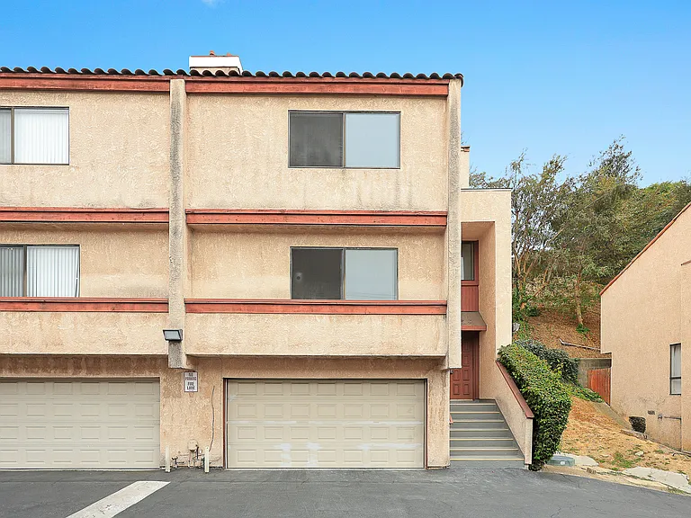1040 S Garfield Ave — Photo 25