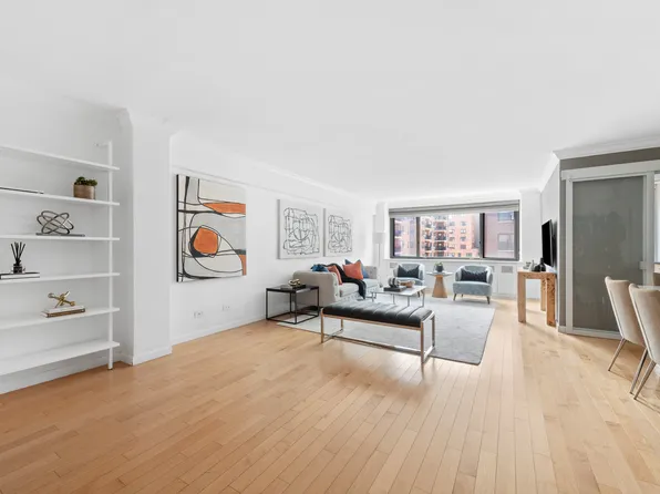 425 East 63rd Street image 1 of 18