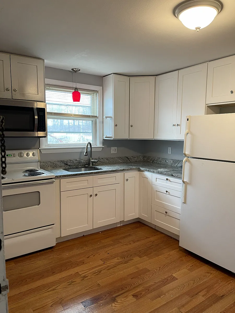 Building Photo - 18 Kilby St #3