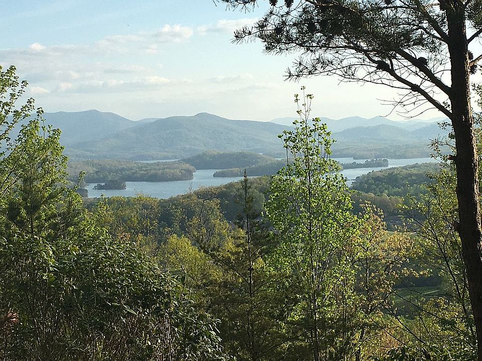 Pic from 1 homesite