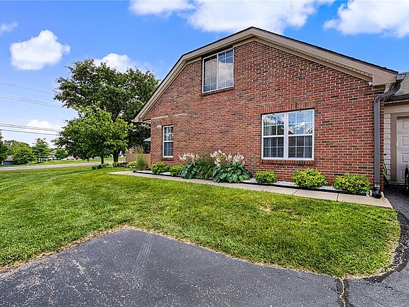 2nd image of 9664 Belfry Ct