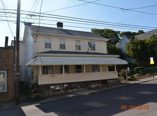 25 N Poplar St, Hazleton, PA 18201